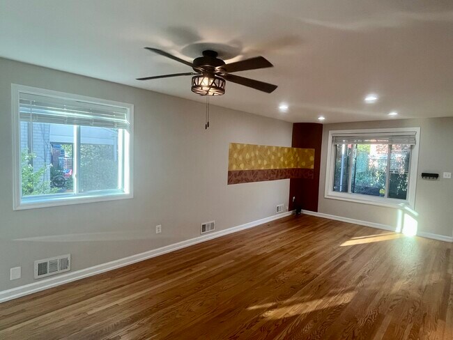 Building Photo - 5155 7th St NE