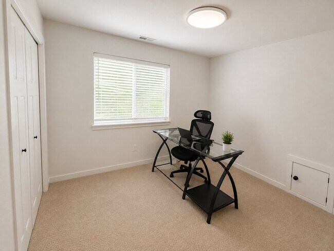 Foto del edificio - 903 207th Ave NE