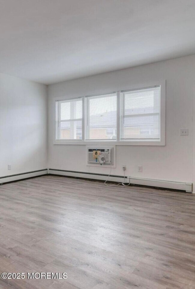 Building Photo - 109 McCabe Ave