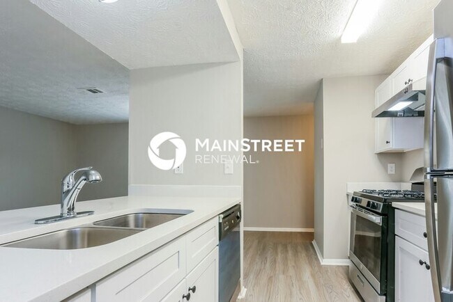 Foto del edificio - 3 Bedroom Pet-Friendly Home in Stone Mountain, GA with Main Street Renewal
