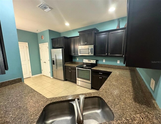 Foto del edificio - 8022 Moonstone Dr