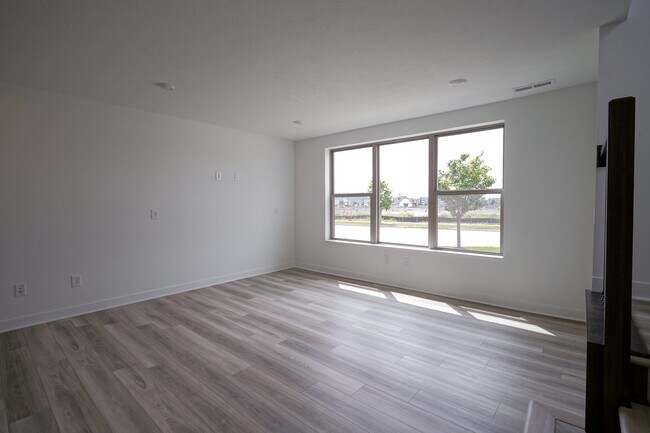 Building Photo - 13349 Minden Dr