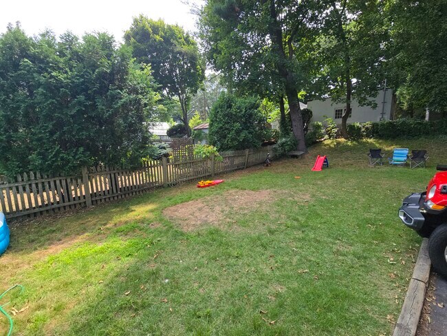 Foto del edificio - 281 Lowell Ave