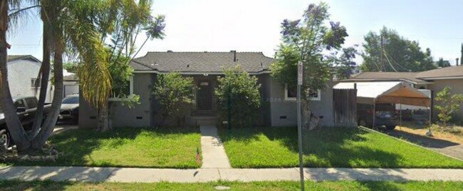 Building Photo - 10854 Marklein Ave