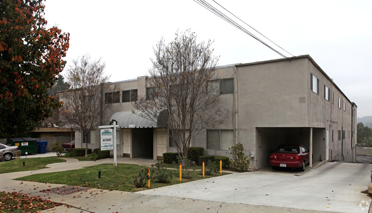 Primary Photo - Monterey Apartments
