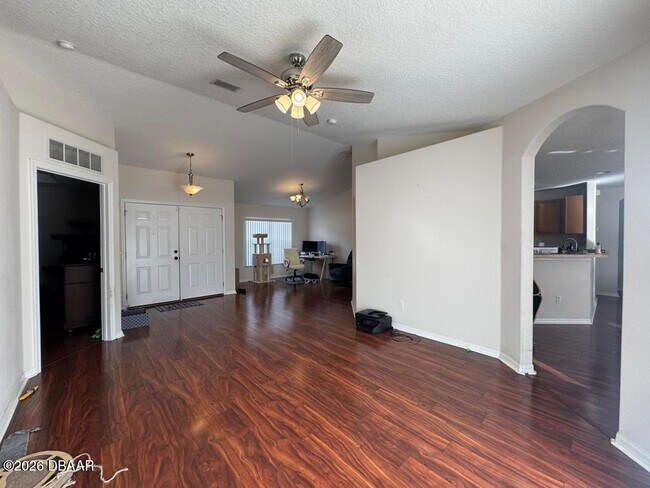 Foto del edificio - 252 Fountain Lake Blvd