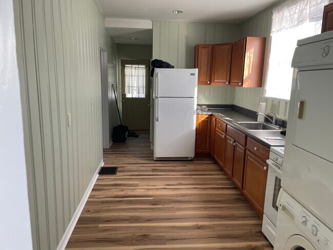 Foto del edificio - 109 Creston Ave