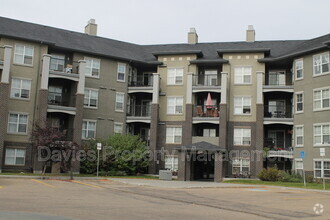 Building Photo - 622 McAllister Loop SW