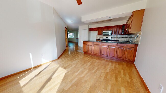 Foto del edificio - 556 Sanderling Ct