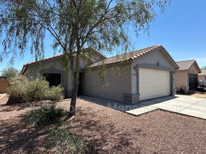 Photo - 12521 W Myer Ln