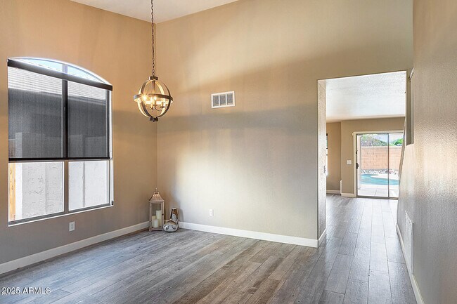 Foto del edificio - 21619 N 43rd Pl