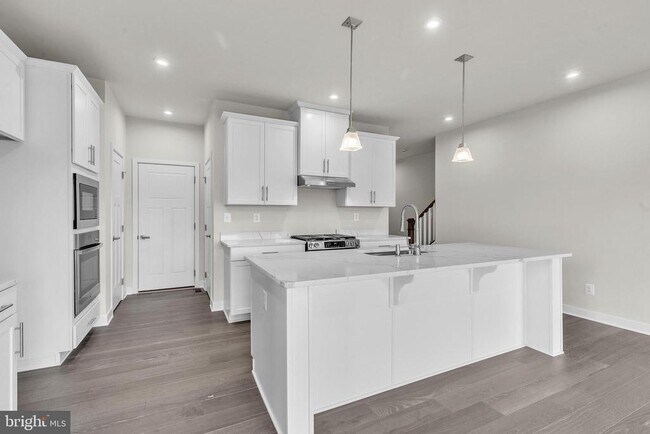 Foto del edificio - 716 Rolling Oaks Wy