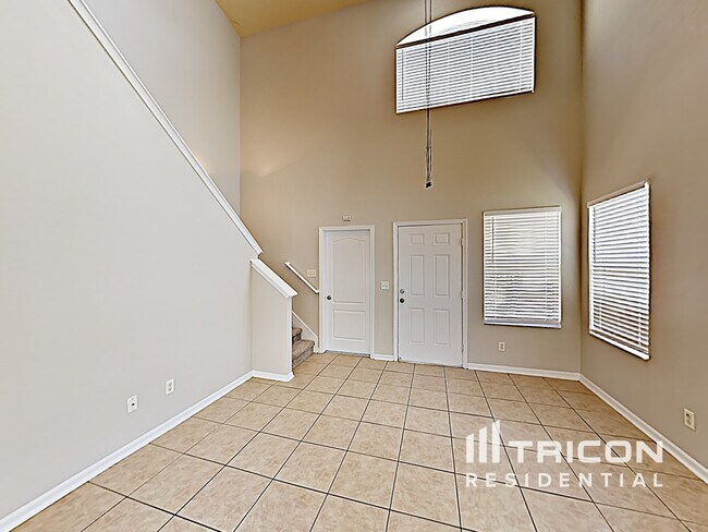 Foto del edificio - 8156 Canterbury Lake Blvd
