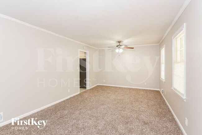 Building Photo - 3605 Las Olas Dr