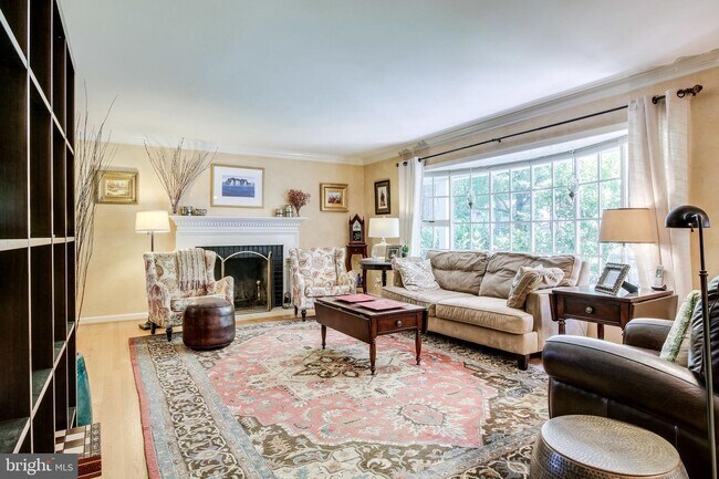 Foto del edificio - 9128 Glenbrook Rd