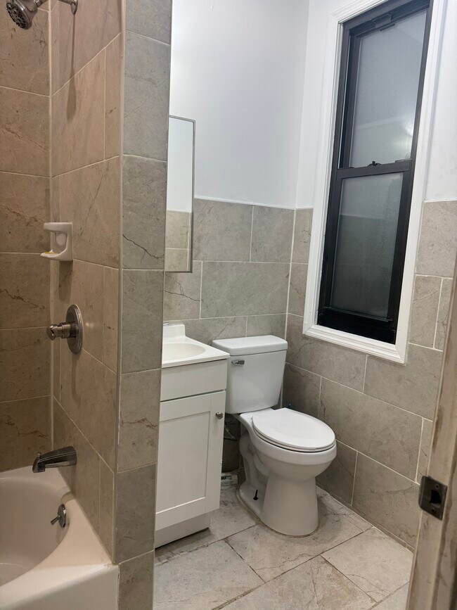 Foto del edificio - 2717 Glenwood Rd