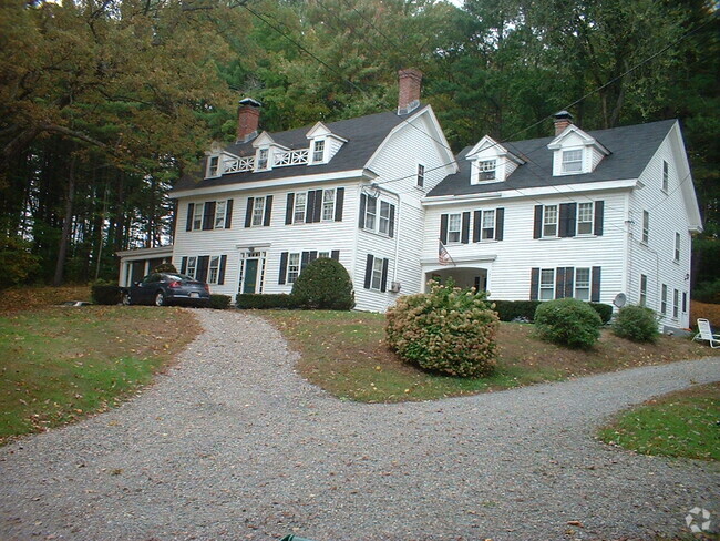 1st floor apartment - 131 Forbush Mill Rd