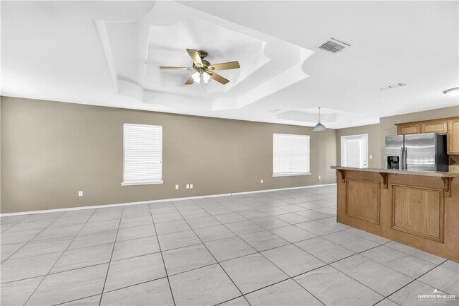 Foto del edificio - 11 River Bend Dr