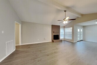 Building Photo - 935 Red Rock Canyon Dr