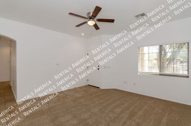 Building Photo - 10427 E Rita Ranch Crossing Cir