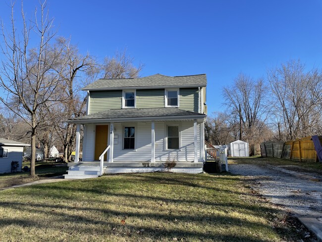 Building Photo - 128 Miles St