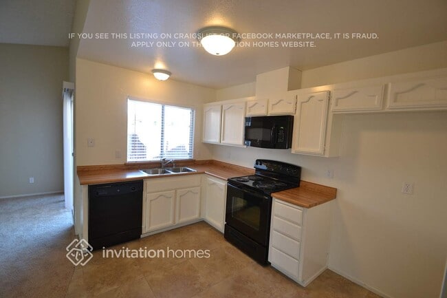 Building Photo - 213 Arbor Crest Way