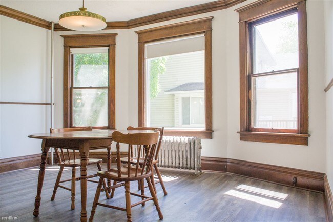 Foto del edificio - 2 br, 1 bath House - 722 N Broad St MAIN L...