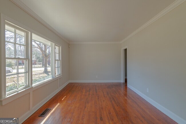 Building Photo - 1417 Clark Ave