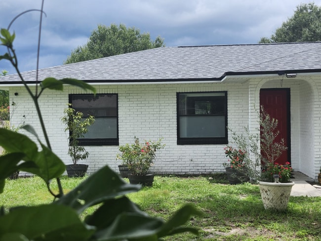 Building Photo - 577 Marklen Loop