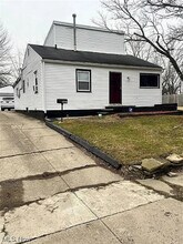 Building Photo - 4309 E 142nd St