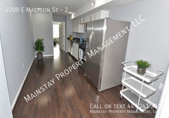 Foto del edificio - 2200 E Madison St