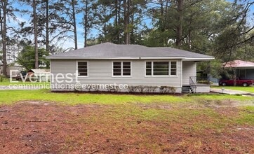 Building Photo - 153 Carol Dr
