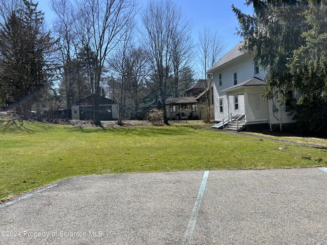 Building Photo - 1214 N Abington Rd