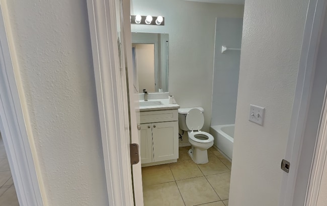 Building Photo - 374 Willow Song Ct