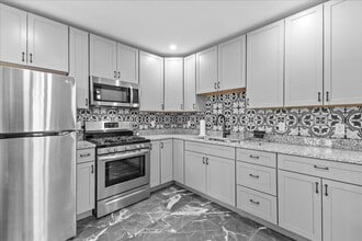 Building Photo - 416 Pearl St