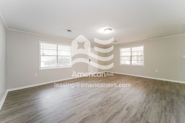 Foto del edificio - 2751 Glenn St