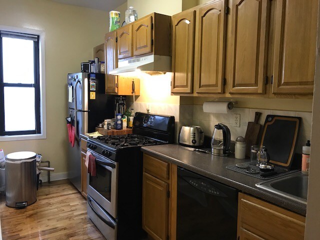 Foto principal - 776 Washington Ave