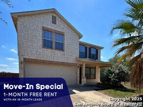 Building Photo - 7902 Oakwood Pines