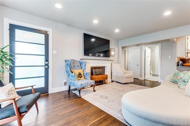 Foto del edificio - 3704 Park Ln