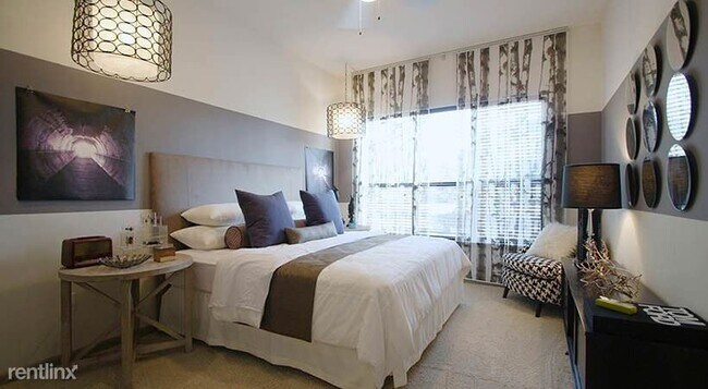 Foto del edificio - 2 br, 2 bath Condo - 777 Custer Rd