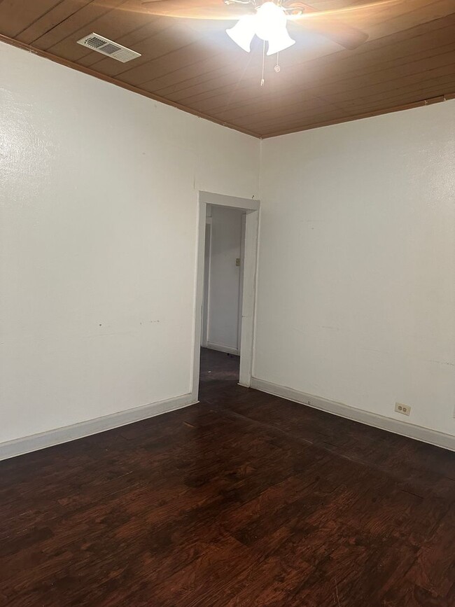 Foto del edificio - Bonus room, East Waco