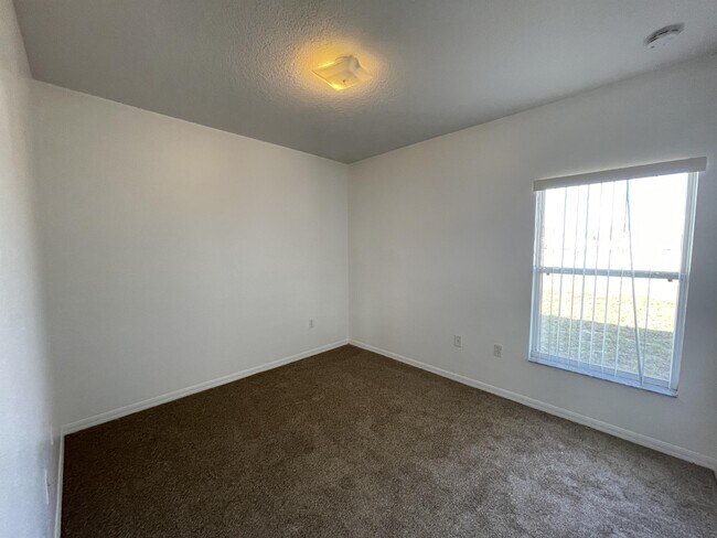 830 Fraser Dr photo'