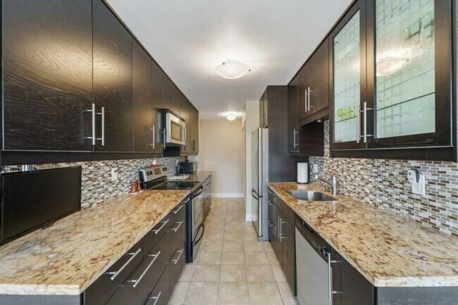 Foto del edificio - 2 bedroom in Seattle WA 98112