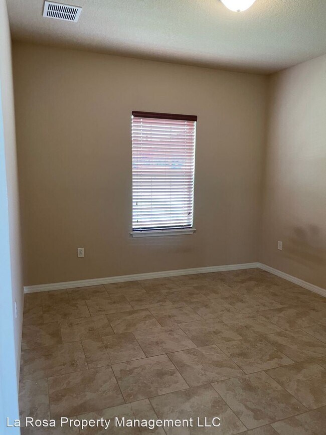 Building Photo - 3 br, 2 bath House - 1588 Monticello St.