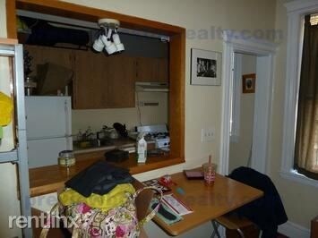 Foto del edificio - 90 Brainerd Rd