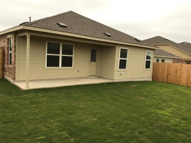 Foto del edificio - 1200 Nokota Bnd