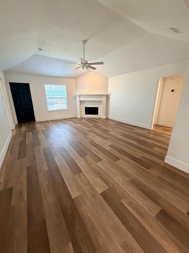 Foto del edificio - 6903 8th St