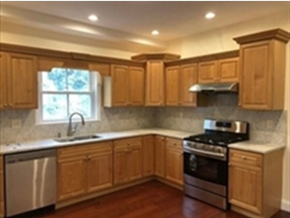 Foto principal - 153 Walnut St
