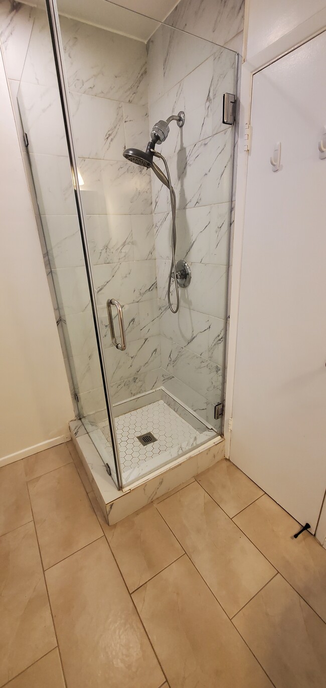 Building Photo - 11913 Culver Blvd