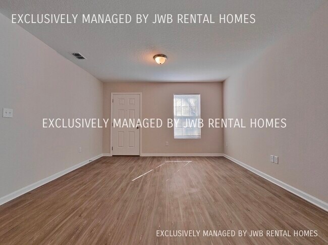 Foto del edificio - 5243 Shannon Ave